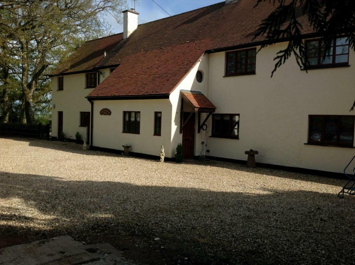 منزل الضيف كرديتون  في East Hillerton House المظهر الخارجي الصورة